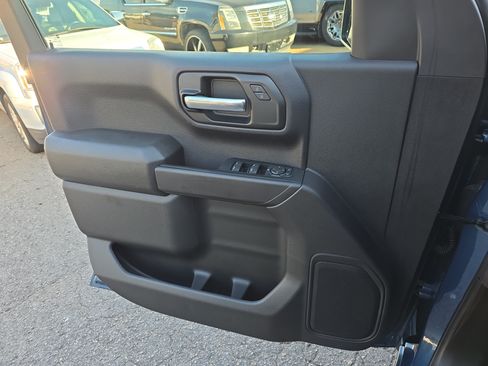 Used 2024 Chevrolet Silverado 1500 Custom AWD/4WD image 27