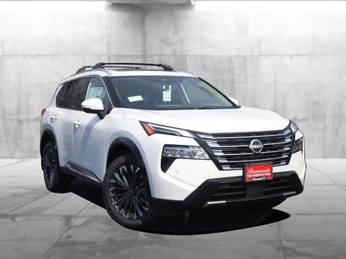 New 2026 Nissan Rogue Platinum w/ Platinum Premium Package image 2