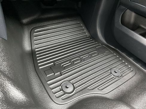 Certified 2022 Ford F350 Lariat w/ Tremor Off-Road Package image 31