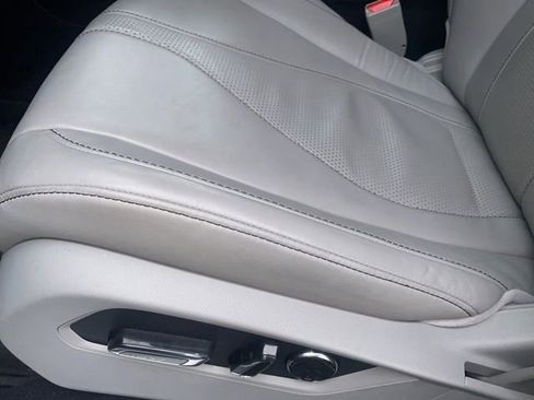 Used 2019 Acura RDX AWD w/ Technology Package image 5
