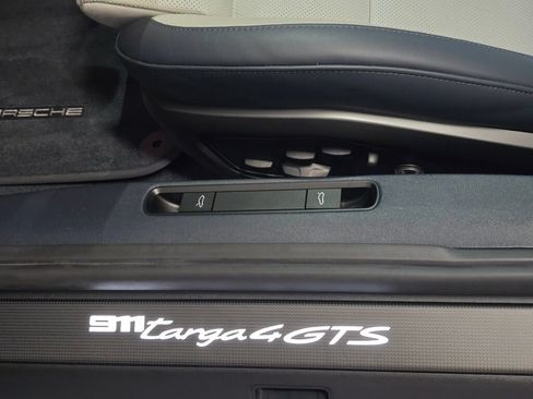 Certified 2026 Porsche 911 Targa 4 GTS AWD/4WD image 36