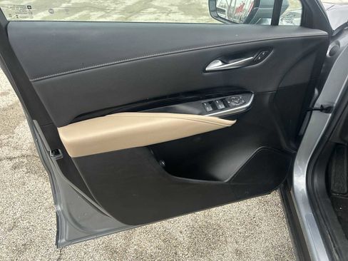 Certified 2024 Cadillac XT4 Luxury w/ Cold Weather Package image 21