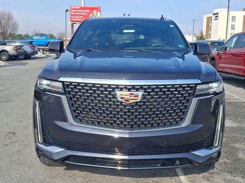 Used 2023 Cadillac Escalade ESV Premium Luxury w/ Performance Package image 2