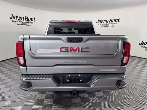 Used 2024 GMC Sierra 1500 Elevation AWD/4WD image 8