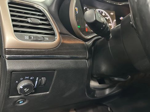 Used 2017 Jeep Grand Cherokee Limited w/ Trailer Tow Group IV image 29