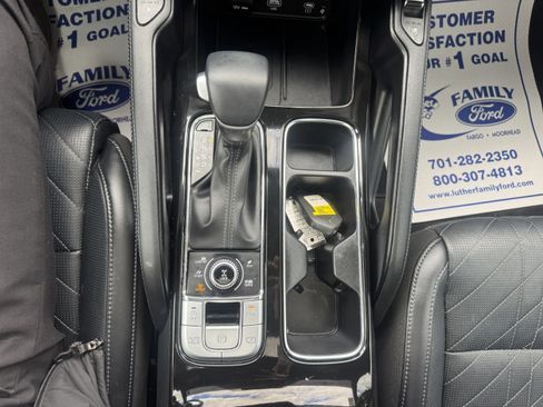 Used 2024 Kia Telluride SX Prestige X-Pro AWD/4WD image 17