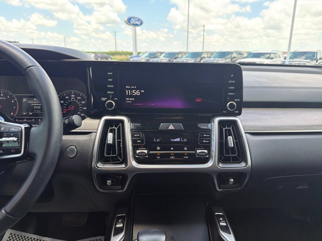 Used 2022 Kia Sorento S AWD/4WD image 13