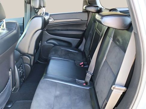 Used 2021 Jeep Grand Cherokee Laredo X image 14