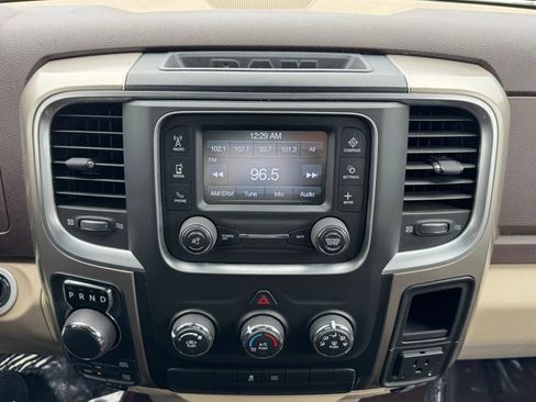 Used 2013 RAM 1500 Classic SLT w/ Premium Display Pkg AWD/4WD image 9