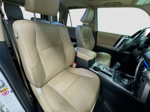 Used 2018 Toyota 4Runner Limited image 28