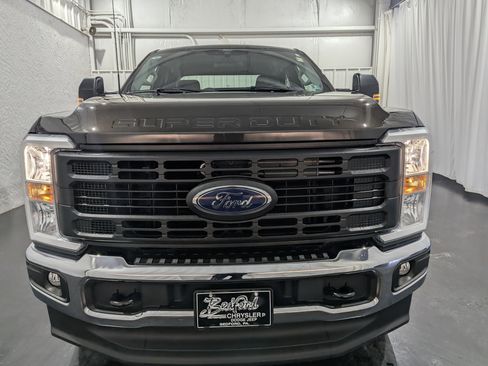 Used 2024 Ford F250 XL image 3
