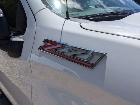 Used 2020 Chevrolet Silverado 1500 LT w/ All-Star Edition image 4