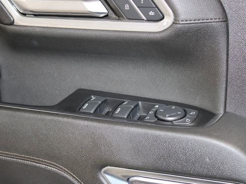 Used 2024 Chevrolet Silverado 2500 High Country image 43