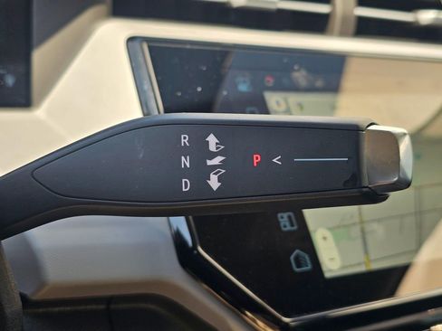 New 2027 Chevrolet Bolt LT FWD image 32