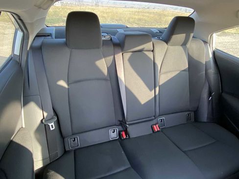 Used 2022 Toyota Corolla LE image 16