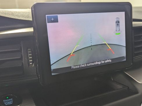 Used 2020 Ford Explorer XLT image 26