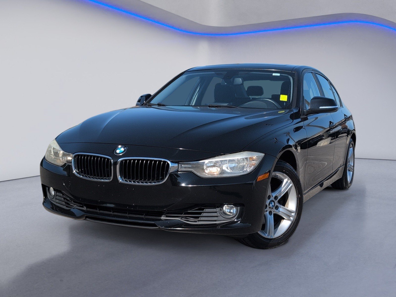 Used 2015 BMW 328i xDrive Sedan AWD/4WD image 2