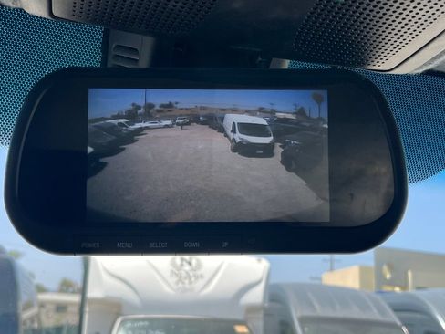 Used 2019 Mercedes-Benz Sprinter 170 image 18