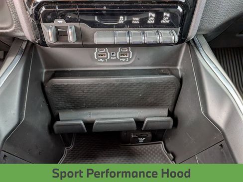 Used 2023 RAM 1500 Laramie AWD/4WD image 34