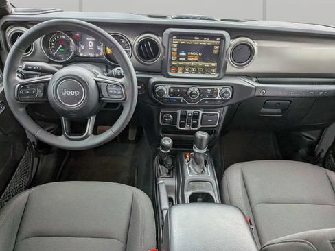 Used 2023 Jeep Wrangler Unlimited w/ Sun & Screen Package AWD/4WD image 16