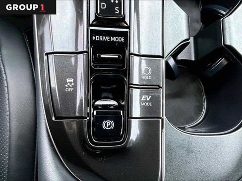 Certified 2025 Toyota Crown Signia w/ Advanced Technology Package image 36