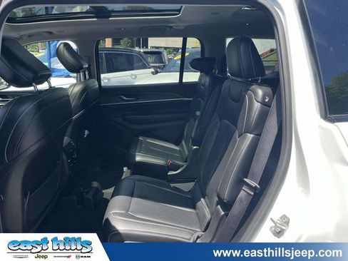 Used 2023 Jeep Grand Cherokee L Limited AWD/4WD image 14