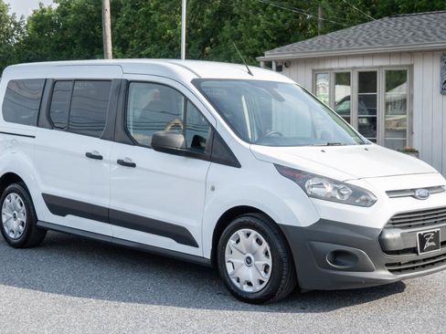 Used 2018 Ford Transit Connect XL FWD image 4