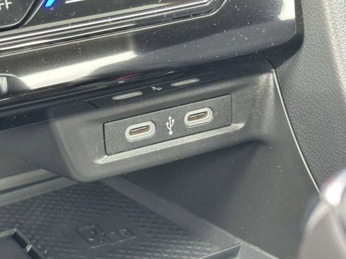 New 2026 Volkswagen Jetta SE FWD image 23