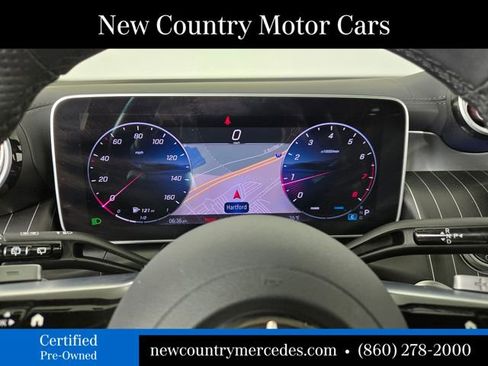 Certified 2025 Mercedes-Benz GLC 300 4MATIC image 32