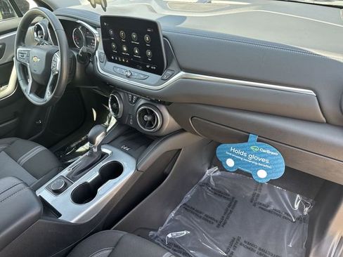 Certified 2024 Chevrolet Blazer LT w/ Convenience Package image 30