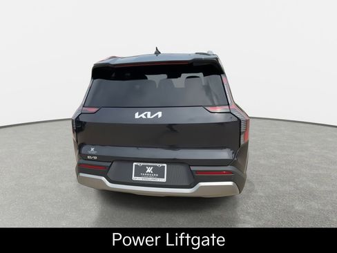 New 2026 Kia EV9 Wind AWD/4WD image 8