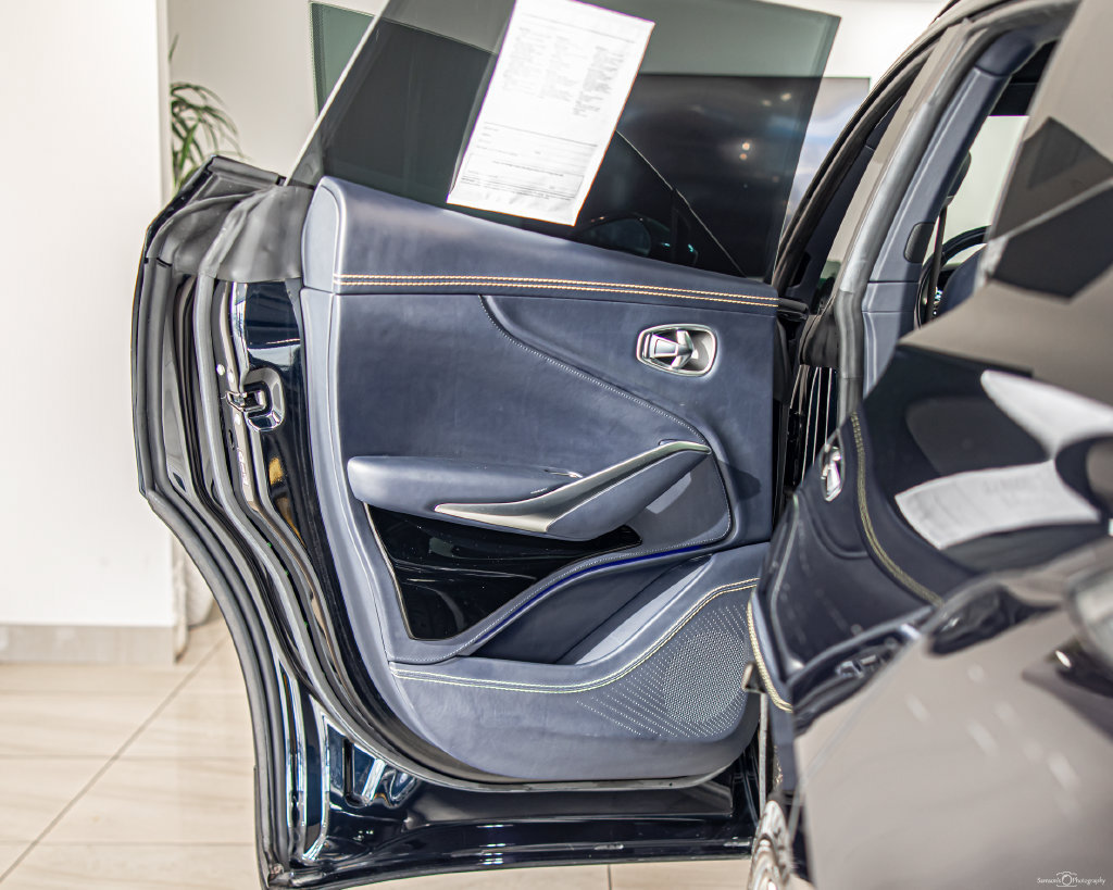 Used 2022 Aston Martin DBX AWD/4WD image 37