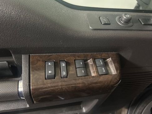 Used 2015 Ford F250 Platinum AWD/4WD image 30