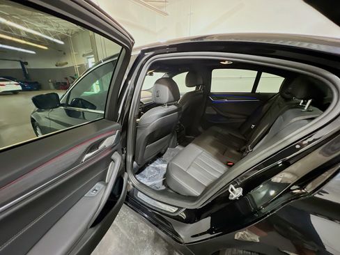 Used 2022 BMW 530i 530i w/ Premium Package image 19