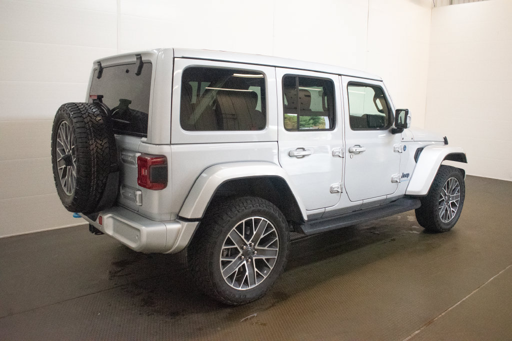 Used 2024 Jeep Wrangler High Altitude AWD/4WD image 4
