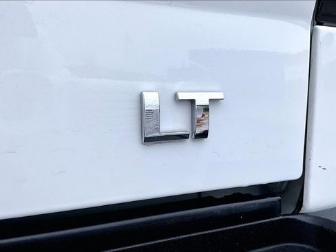 Used 2018 Chevrolet Silverado 1500 LT w/ LT Convenience Package image 23