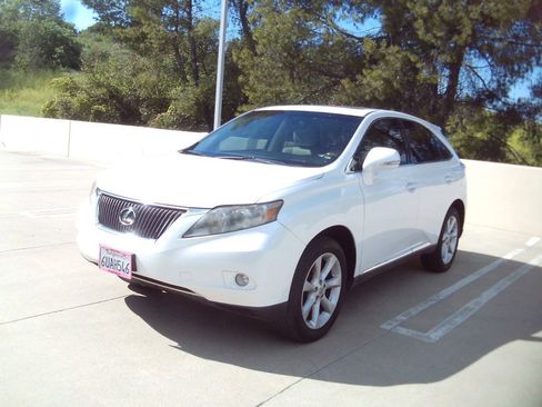 Used 2011 Lexus RX 350 2WD w/ Premium Pkg image 3