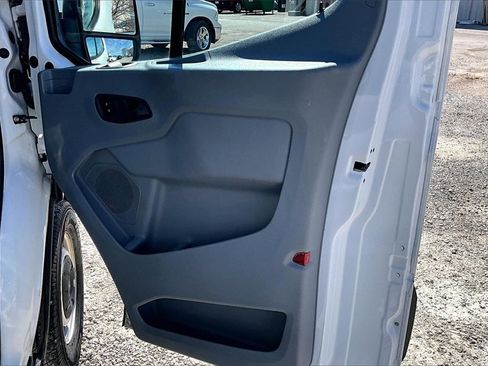 Used 2016 Ford Transit 150 XL image 23