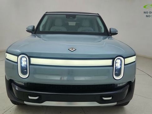 Used 2024 Rivian R1S Adventure AWD/4WD image 13