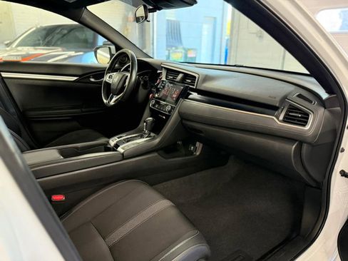 Used 2021 Honda Civic Sport image 28