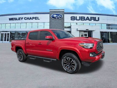 Used 2020 Toyota Tacoma TRD Sport image 2