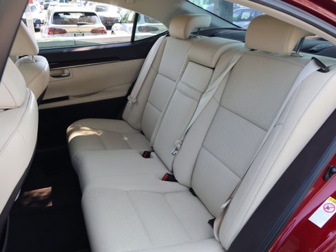 Used 2017 Lexus ES 350 w/ Premium Package FWD image 36