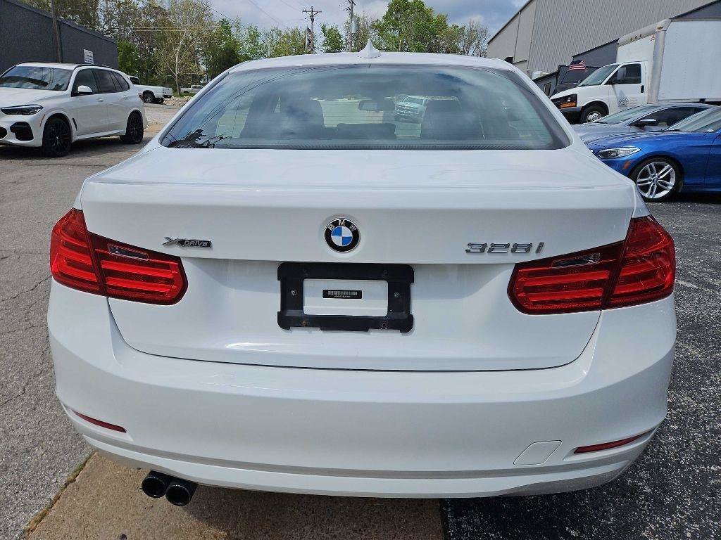 Used 2015 Chrysler 200 Limited w/ Convenience Group FWD image 45
