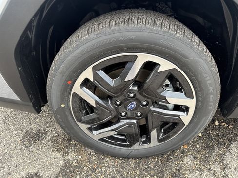 New 2025 Subaru Forester Limited image 10