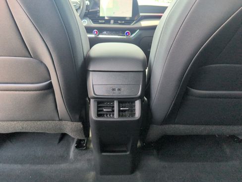 Used 2023 Chevrolet TrailBlazer RS w/ Convenience Package FWD image 32