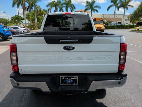 Used 2022 Ford F250 Lariat w/ Lariat Value Package image 5