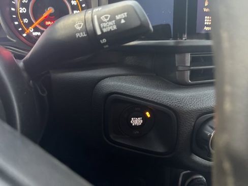 Used 2025 Jeep Wrangler Sport image 24