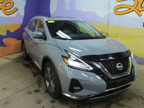 Used 2023 Nissan Murano Platinum AWD/4WD image 2
