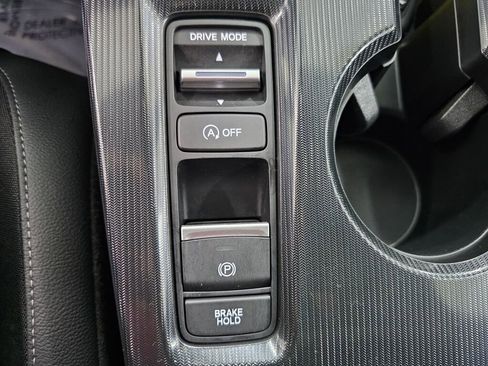 Used 2025 Honda Civic Sport image 25