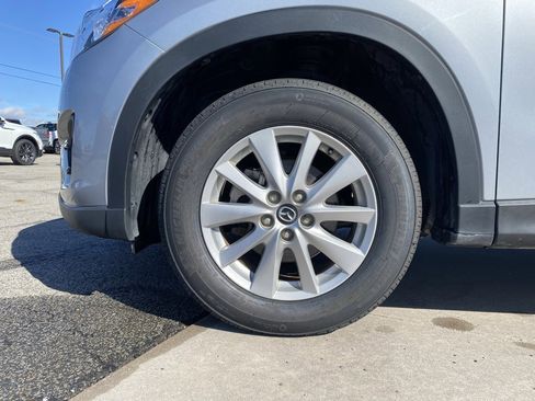Used 2016 MAZDA CX-5 Touring image 9